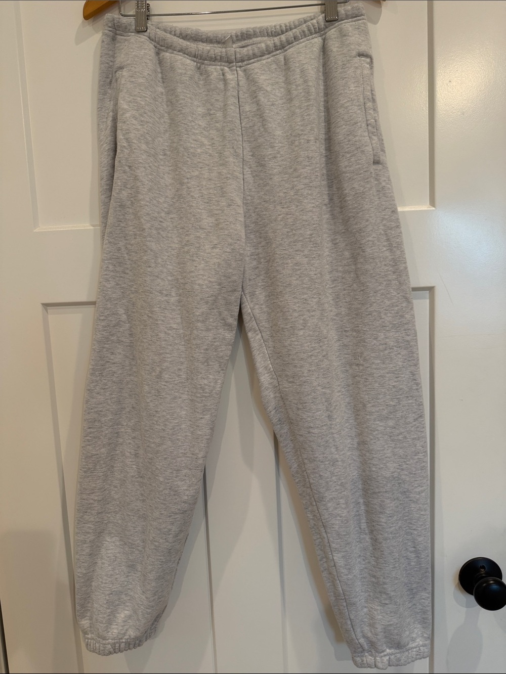 Women’s SKIMS sweatpants medium